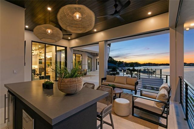 $9,800,000 | 1075 31st Terrace Northeast, St. Petersburg, FL 33704