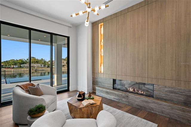 $9,800,000 | 1075 31st Terrace Northeast, St. Petersburg, FL 33704