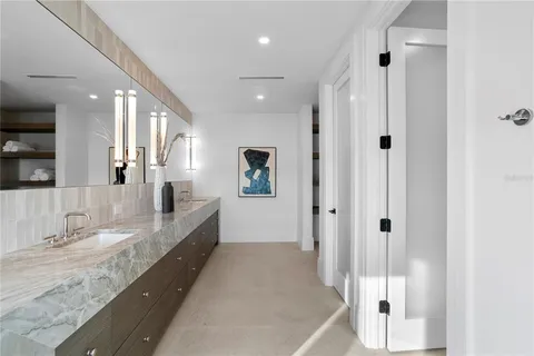 $9,800,000 | 1075 31st Terrace Northeast, St. Petersburg, FL 33704