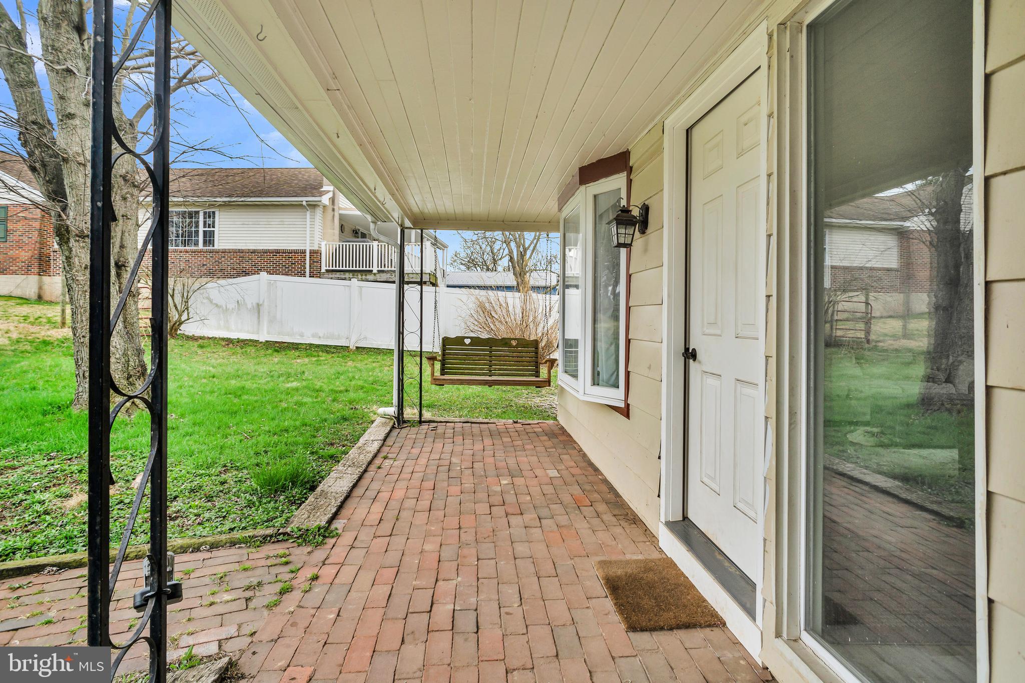 355 Reinholds Road Denver, PA 17517 - Photo 5 of 31