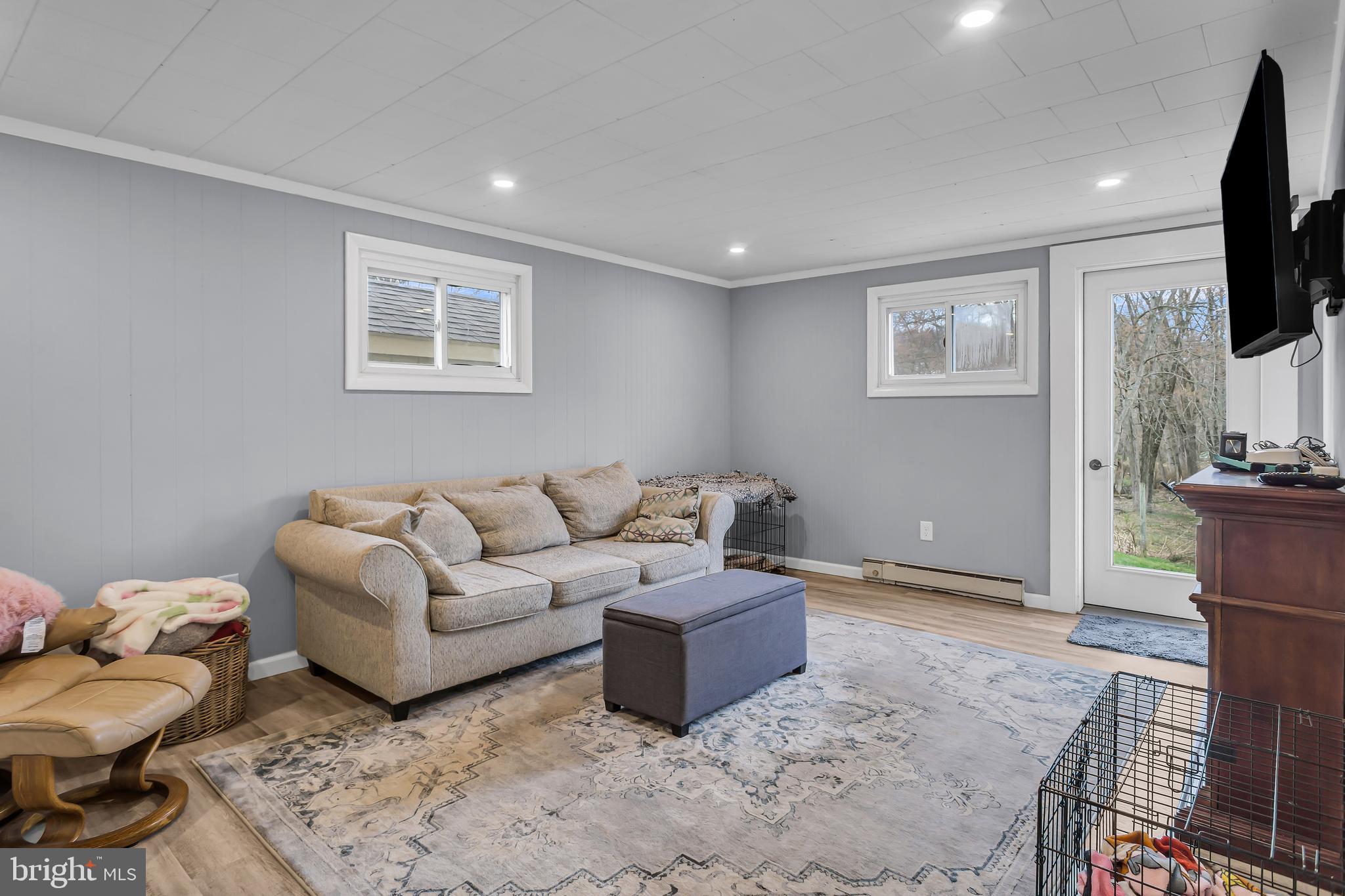 355 Reinholds Road Denver, PA 17517 - Photo 6 of 31 Living room
