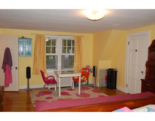 61 Dover Road Longmeadow, MA 01106 - Photo 20 of 30 Gallery Image 20