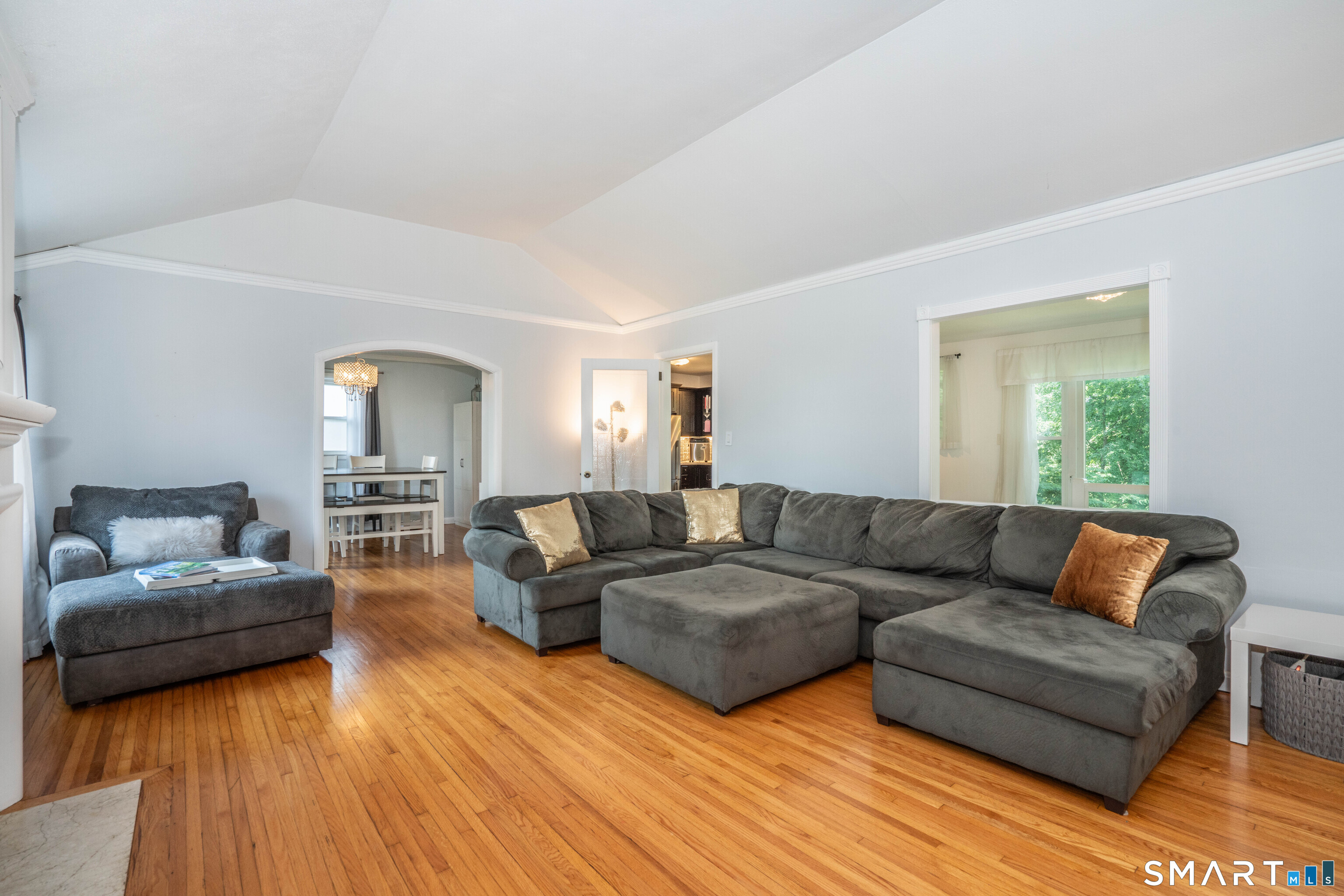 769 Ridge Road Wethersfield, CT 06109 - Photo 3 of 40