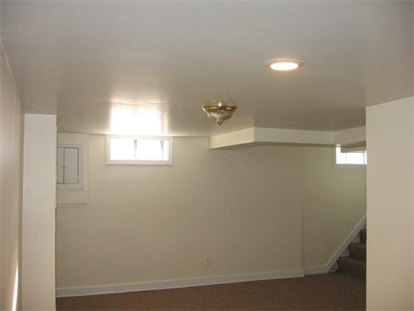 108 Feltham Road Springfield, MA 01118 - Photo 13 of 17 Gallery Image 13