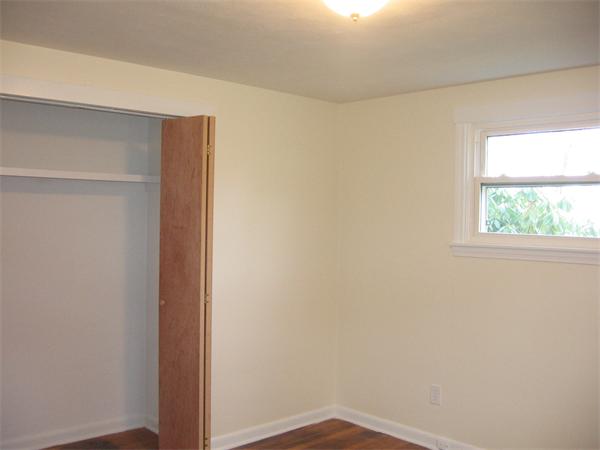 108 Feltham Road Springfield, MA 01118 - Photo 9 of 17 Gallery Image 9