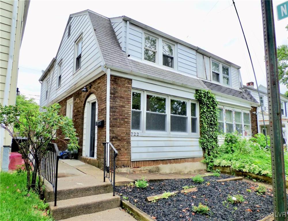 722 Hawthorne Road Bethlehem, PA 18018 - Photo 1 of 18 Gallery Image 1