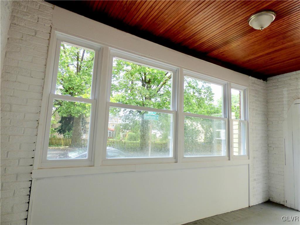 722 Hawthorne Road Bethlehem, PA 18018 - Photo 3 of 18 Gallery Image 3