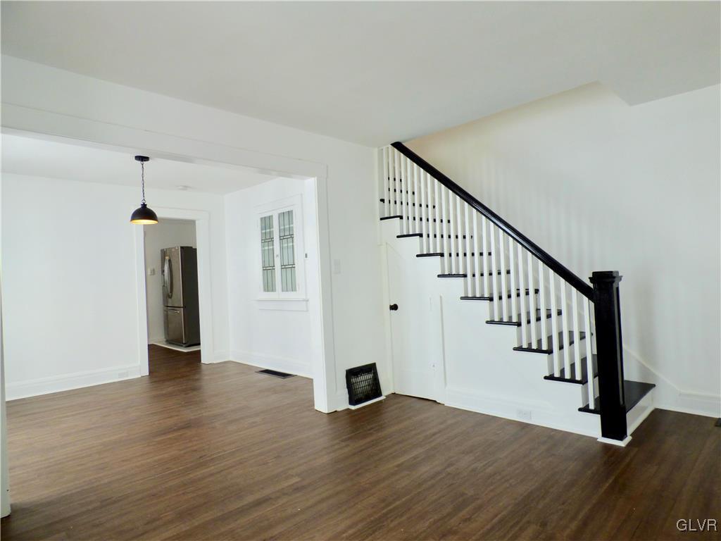 722 Hawthorne Road Bethlehem, PA 18018 - Photo 5 of 18 Gallery Image 5