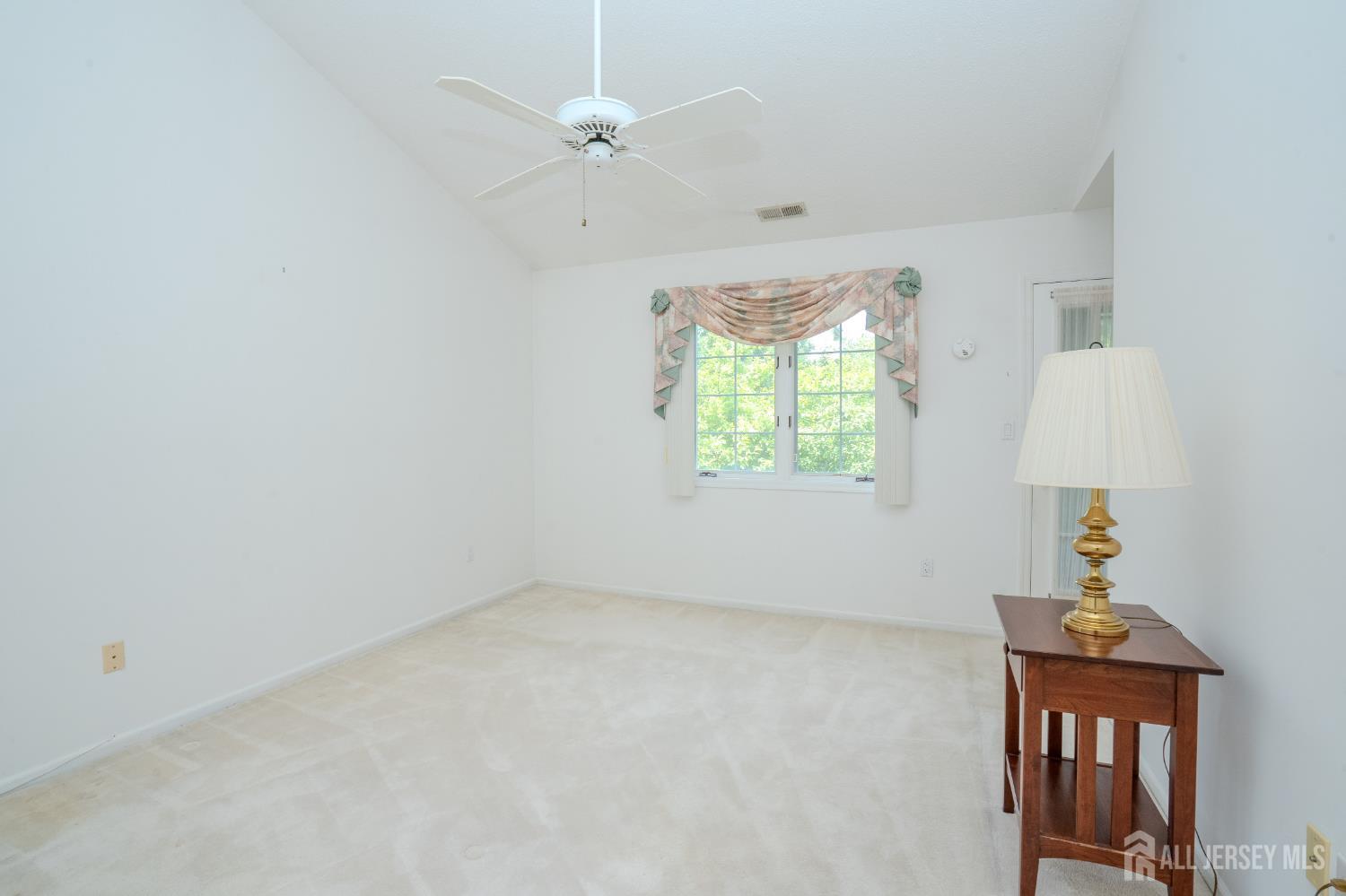 1 Rutland Lane, Unit F Monroe Township, NJ 08831 - Photo 18 of 26