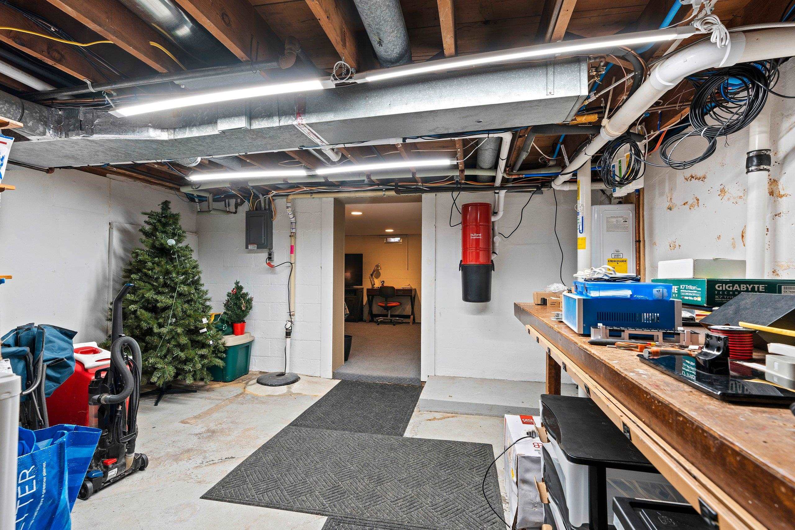 1729 North Harriman Street Appleton, WI 54911 - Photo 42 of 67