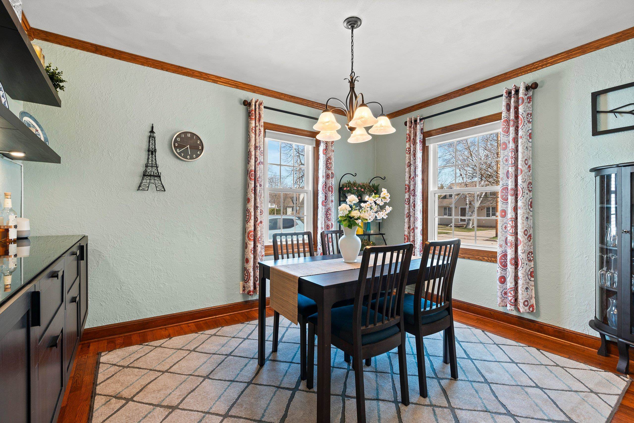 1729 North Harriman Street Appleton, WI 54911 - Photo 9 of 67