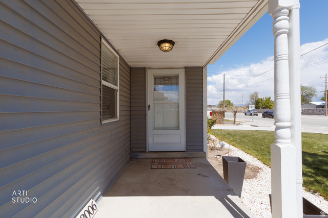 13006 South Redwood Road Riverton, UT 84065 - Photo 3 of 39