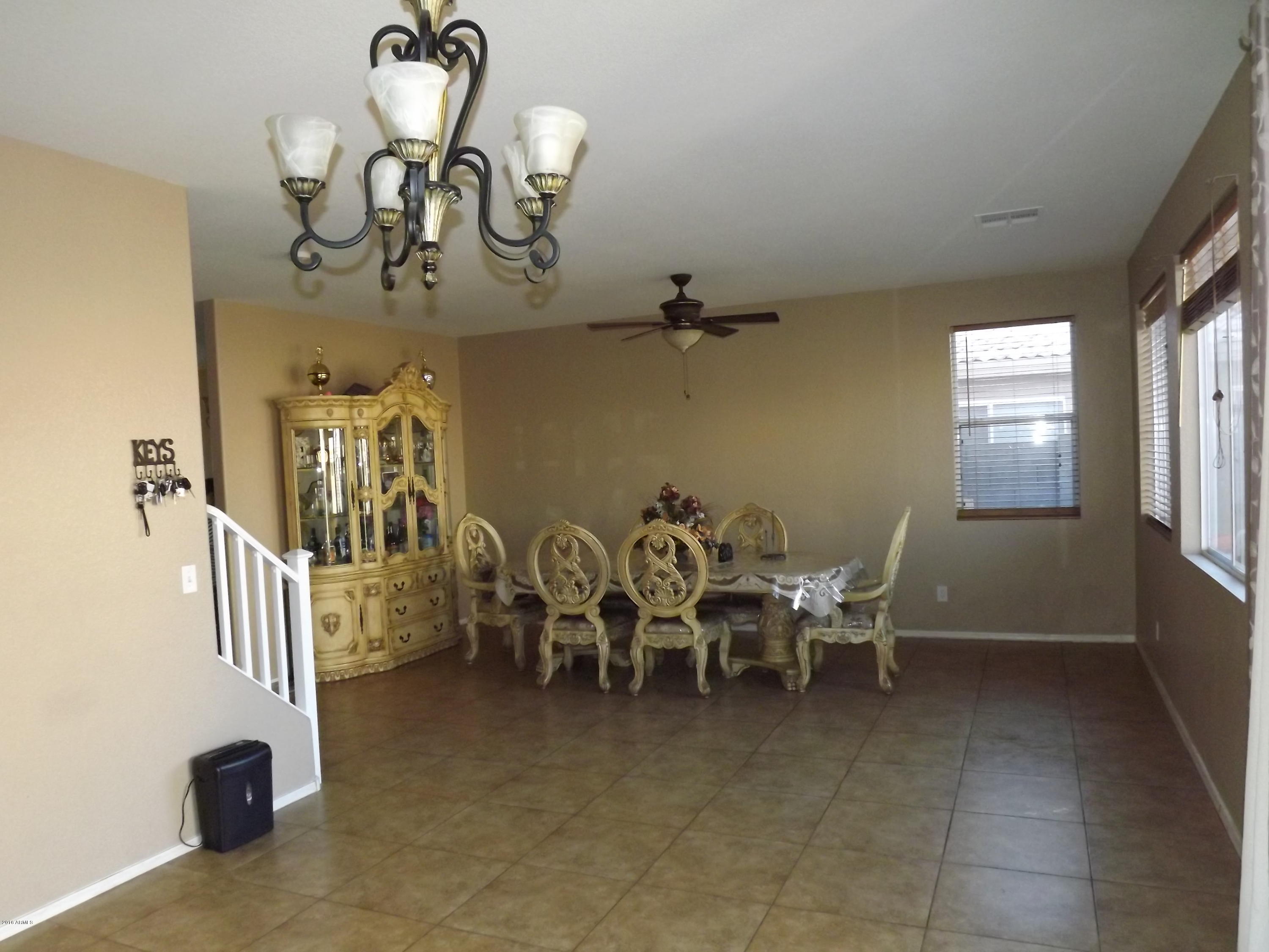 10456 West Granada Road Avondale, AZ 85392 - Photo 5 of 12 23