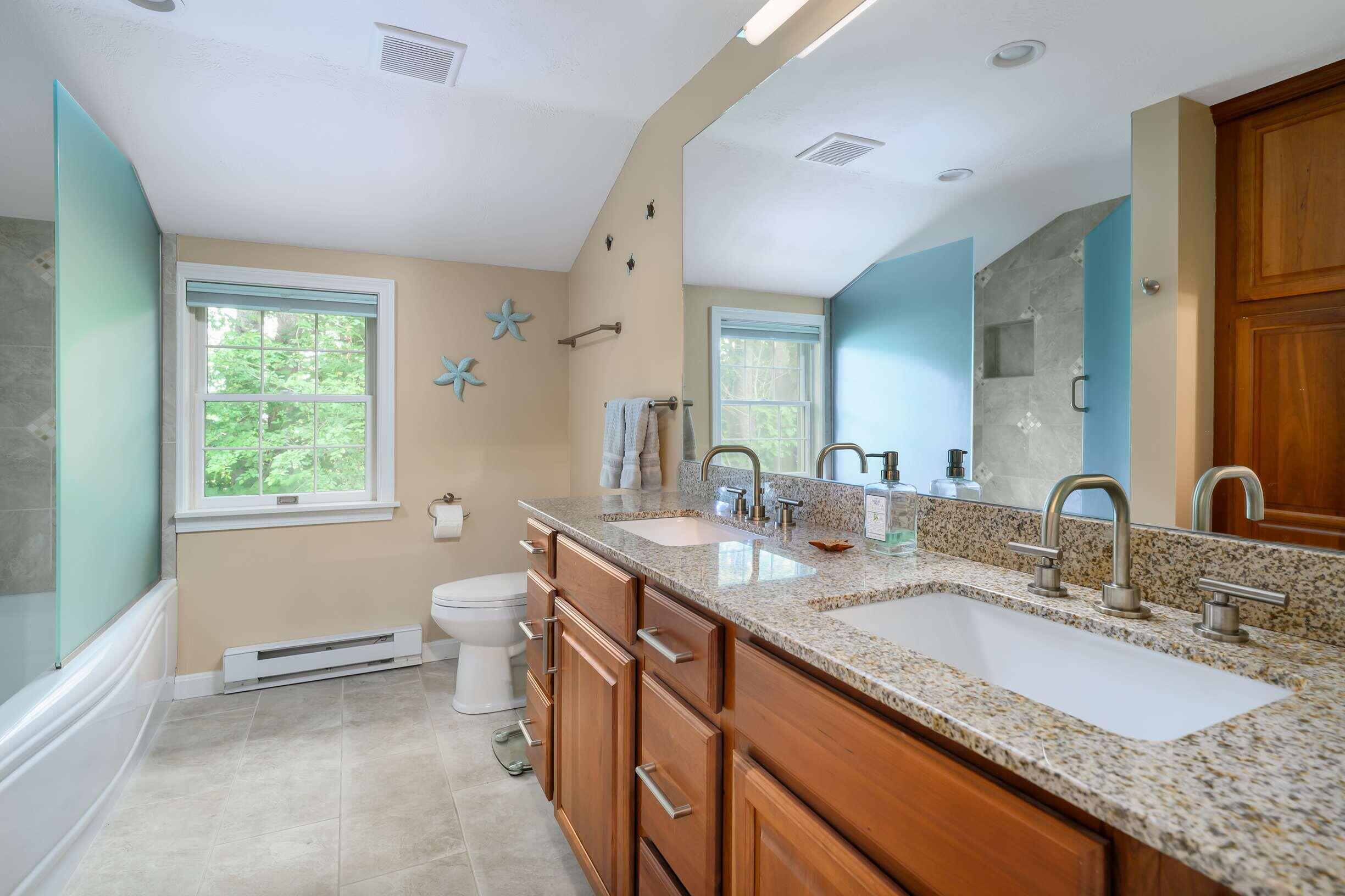 1 Ocean Meadows, Unit 35 Ogunquit, ME 03907 - Photo 19 of 25 Bathroom