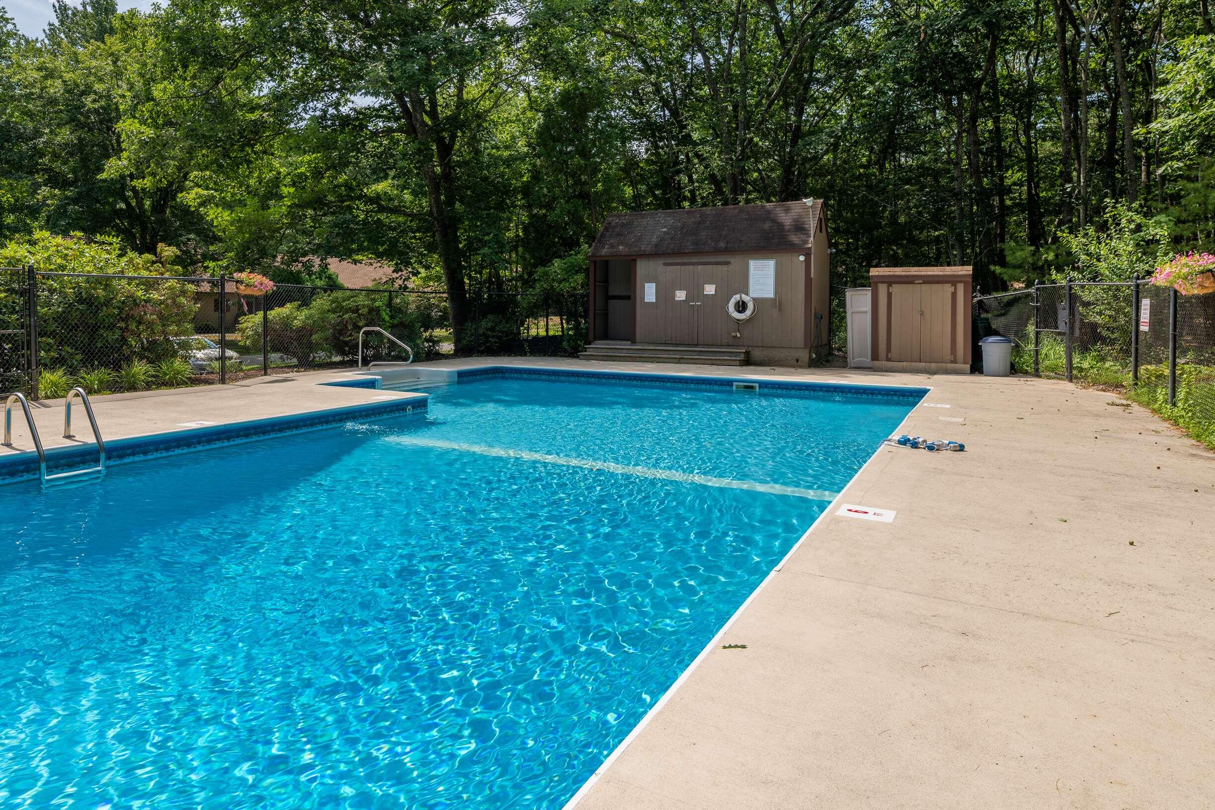 1 Ocean Meadows, Unit 35 Ogunquit, ME 03907 - Photo 24 of 25 Pool