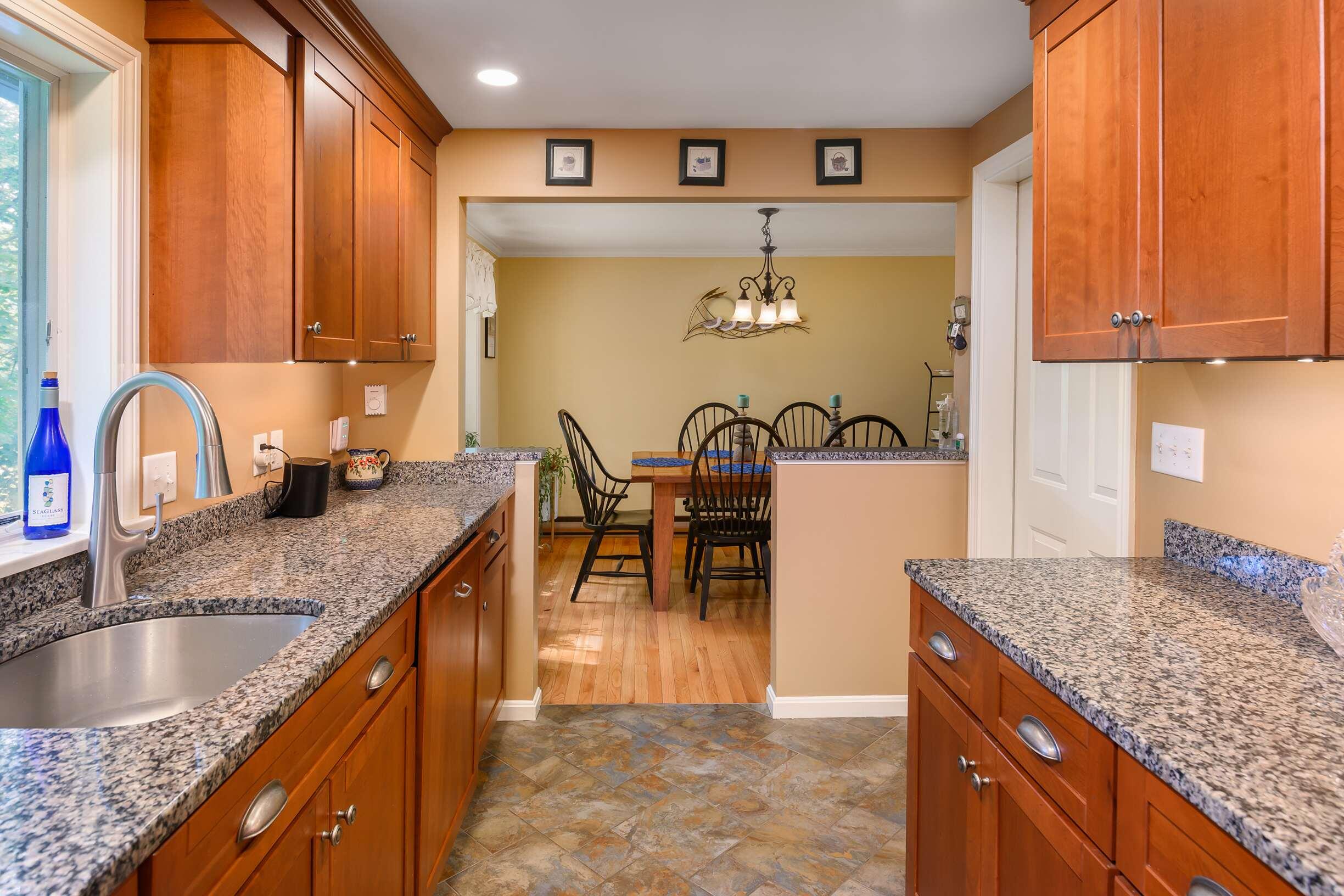 1 Ocean Meadows, Unit 35 Ogunquit, ME 03907 - Photo 7 of 25 Kitchen