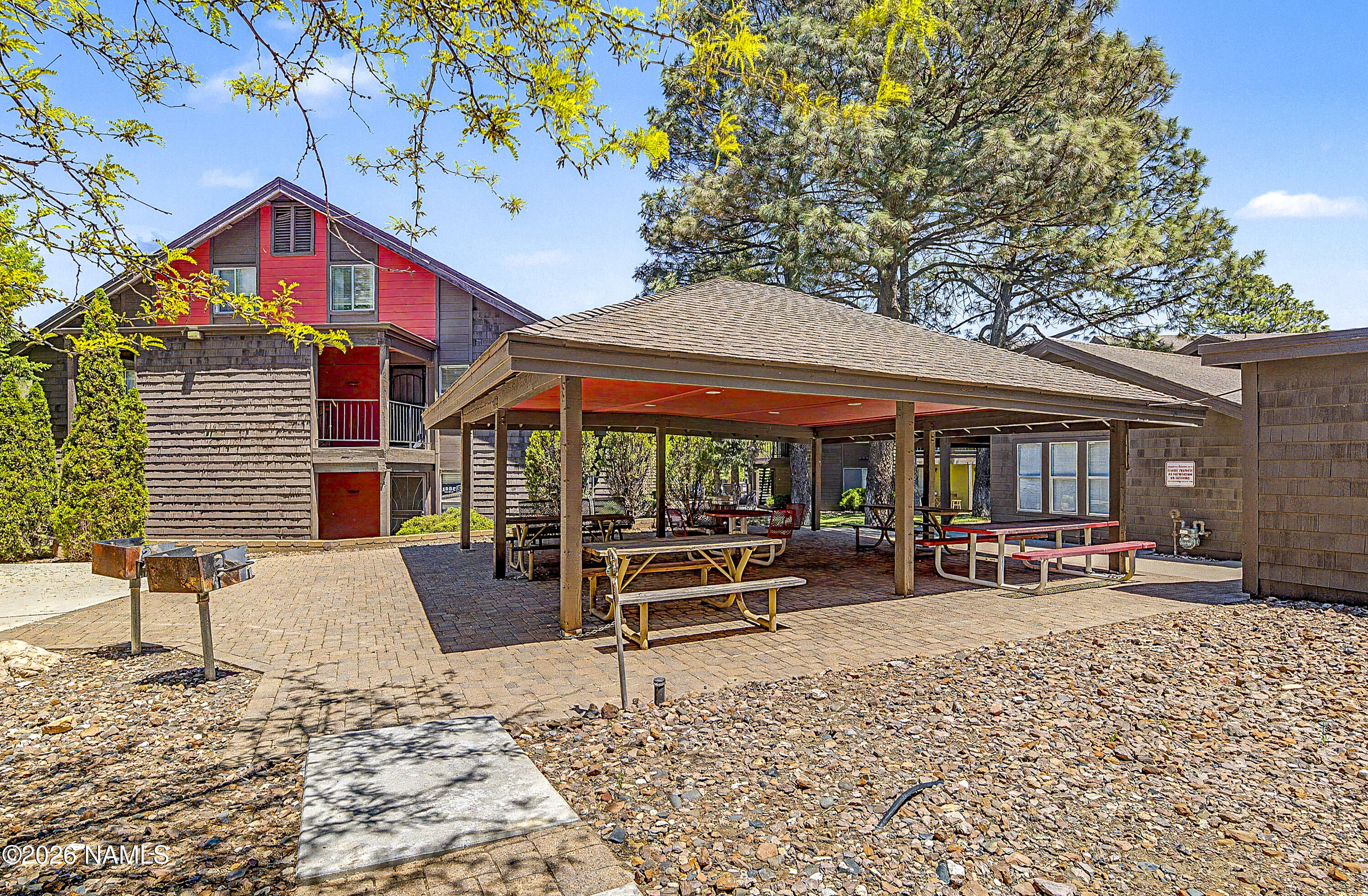 1200 South Riordan Ranch Street, Unit 41 Flagstaff, AZ 86001 - Photo 16 of 20 Community Gazebos and Picnic Areas