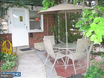 302 Springton Road Upper Darby, PA 19082 - Photo 2 of 6
