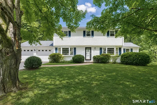 $489,000 | 54 Parkview Drive, Avon, CT 06001