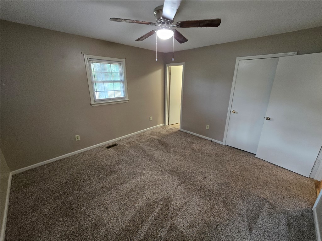 405 Keith Lane Seneca, SC 29678 - Photo 11 of 29 Gallery Image 11