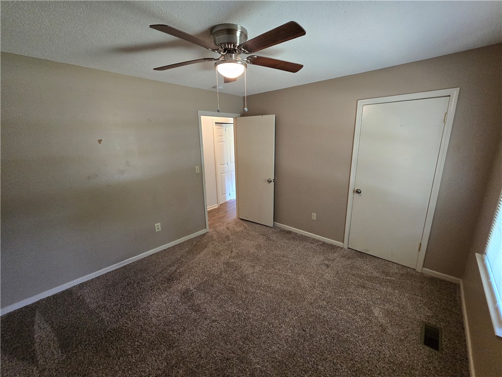 405 Keith Lane Seneca, SC 29678 - Photo 17 of 29 Gallery Image 17
