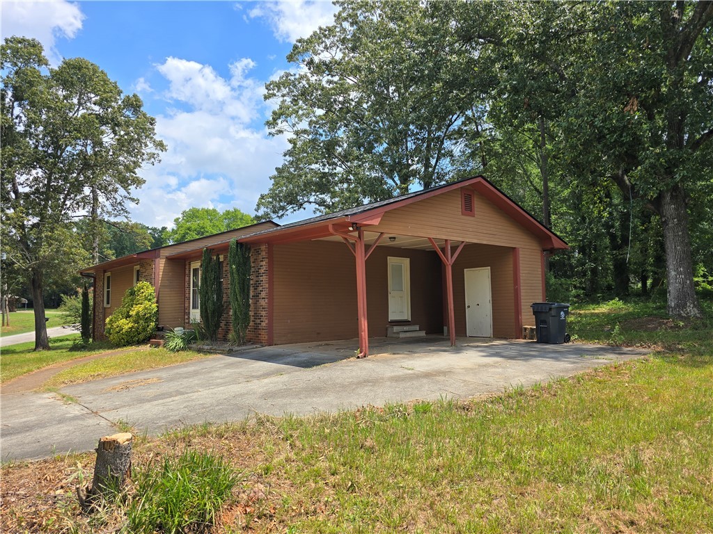 405 Keith Lane Seneca, SC 29678 - Photo 26 of 29 Gallery Image 26