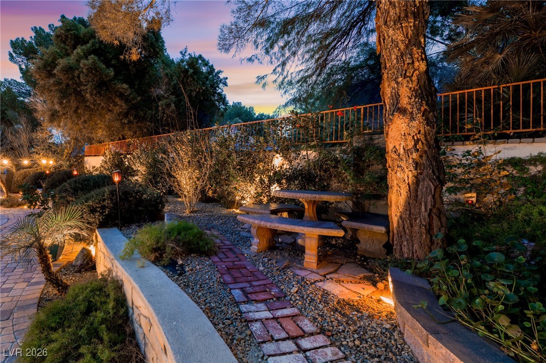 104 Quail Run Road Henderson, NV 89014 - Photo 26 of 94 Park-like setting