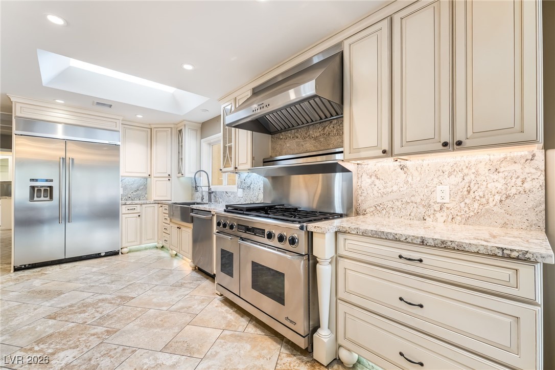 104 Quail Run Road Henderson, NV 89014 - Photo 38 of 94 Chef's dream kitchen with large stainless gas range
