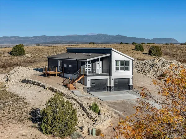 $449,900 | 893 South Greenway Avenue, Pueblo, CO 81007