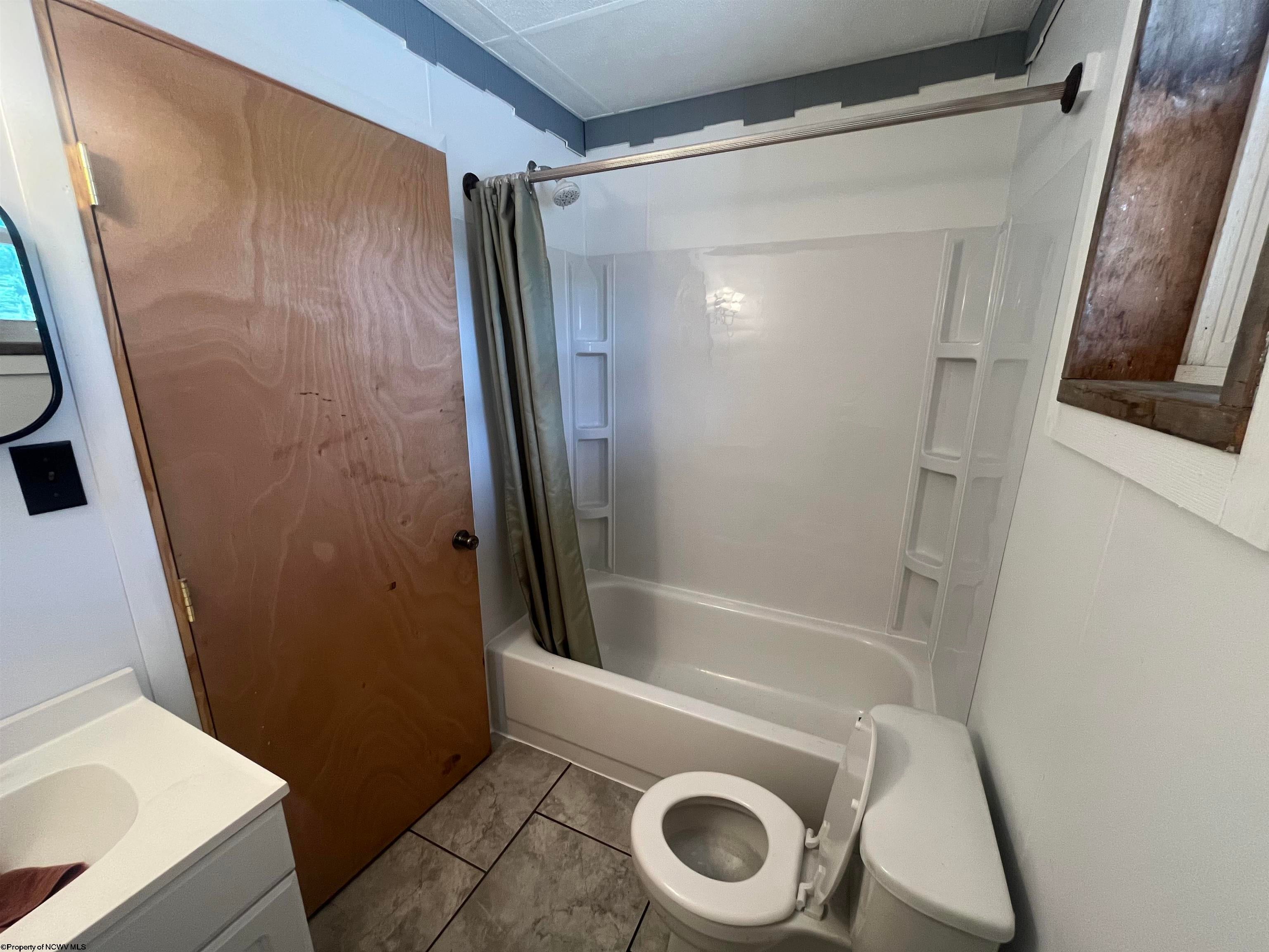 158 Main Street Rivesville, WV 26588 - Photo 12 of 21 Gallery Image 12