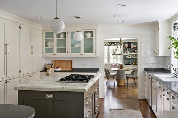 $4,895,000 | 10 Lanark Road, Wellesley, MA 02481
