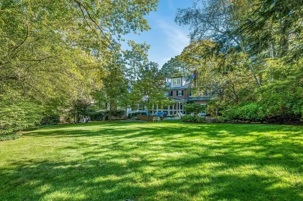 $4,895,000 | 10 Lanark Road, Wellesley, MA 02481