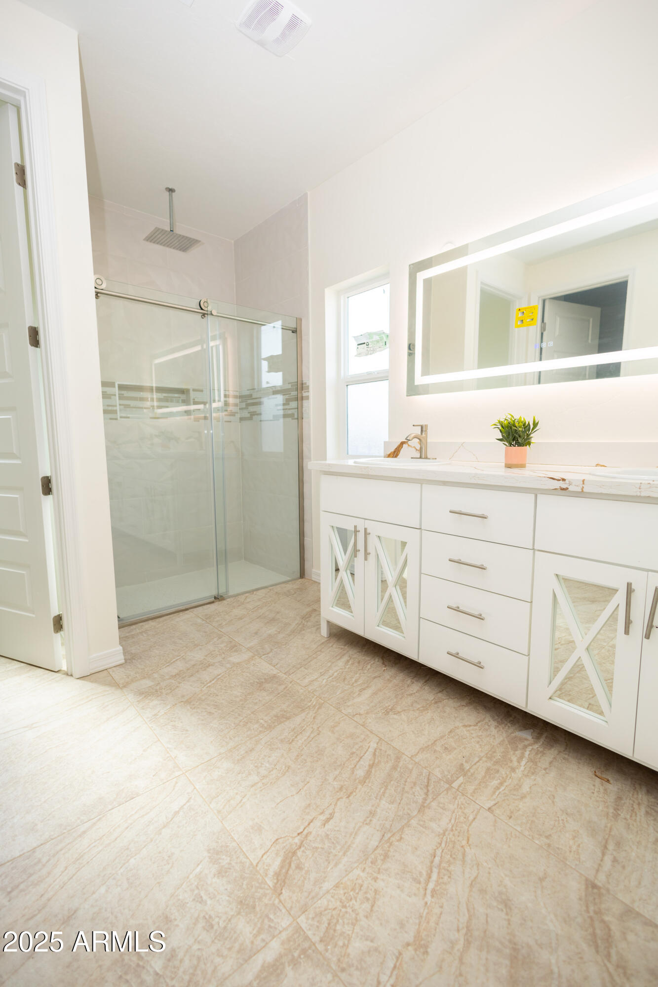 2010 East 13th Street Douglas, AZ 85607 - Photo 43 of 53 a view of an empty room