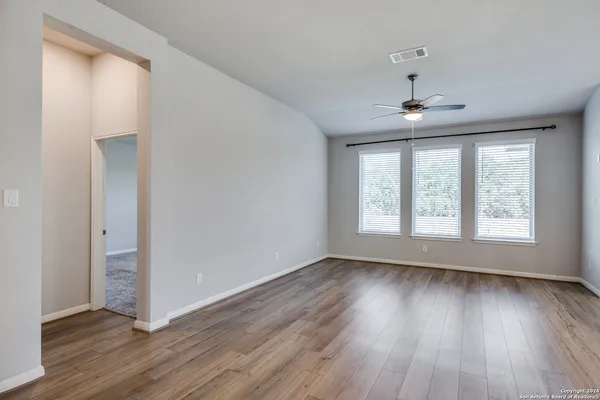 $2,295 | 9543 Witten Drive, San Antonio, TX 78254