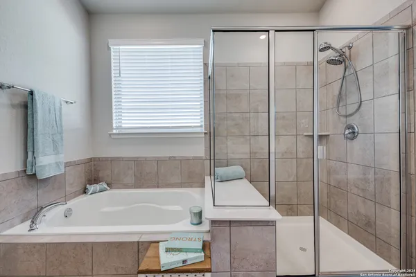 $2,295 | 9543 Witten Drive, San Antonio, TX 78254