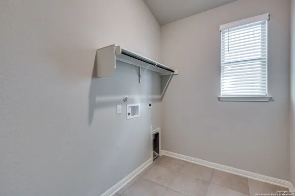 $2,295 | 9543 Witten Drive, San Antonio, TX 78254