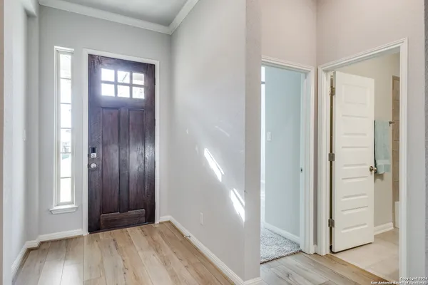 $2,295 | 9543 Witten Drive, San Antonio, TX 78254