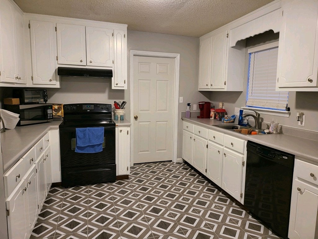 1403 Cypress Road Nashville, GA 31639 - Photo 2 of 10 Gallery Image 2