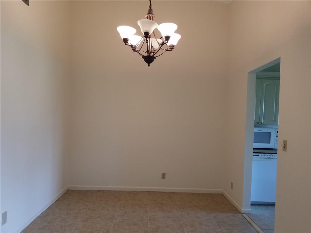 724 Lago Road, Unit 724 Delray Beach, FL 33445 - Photo 4 of 12 Photo 4