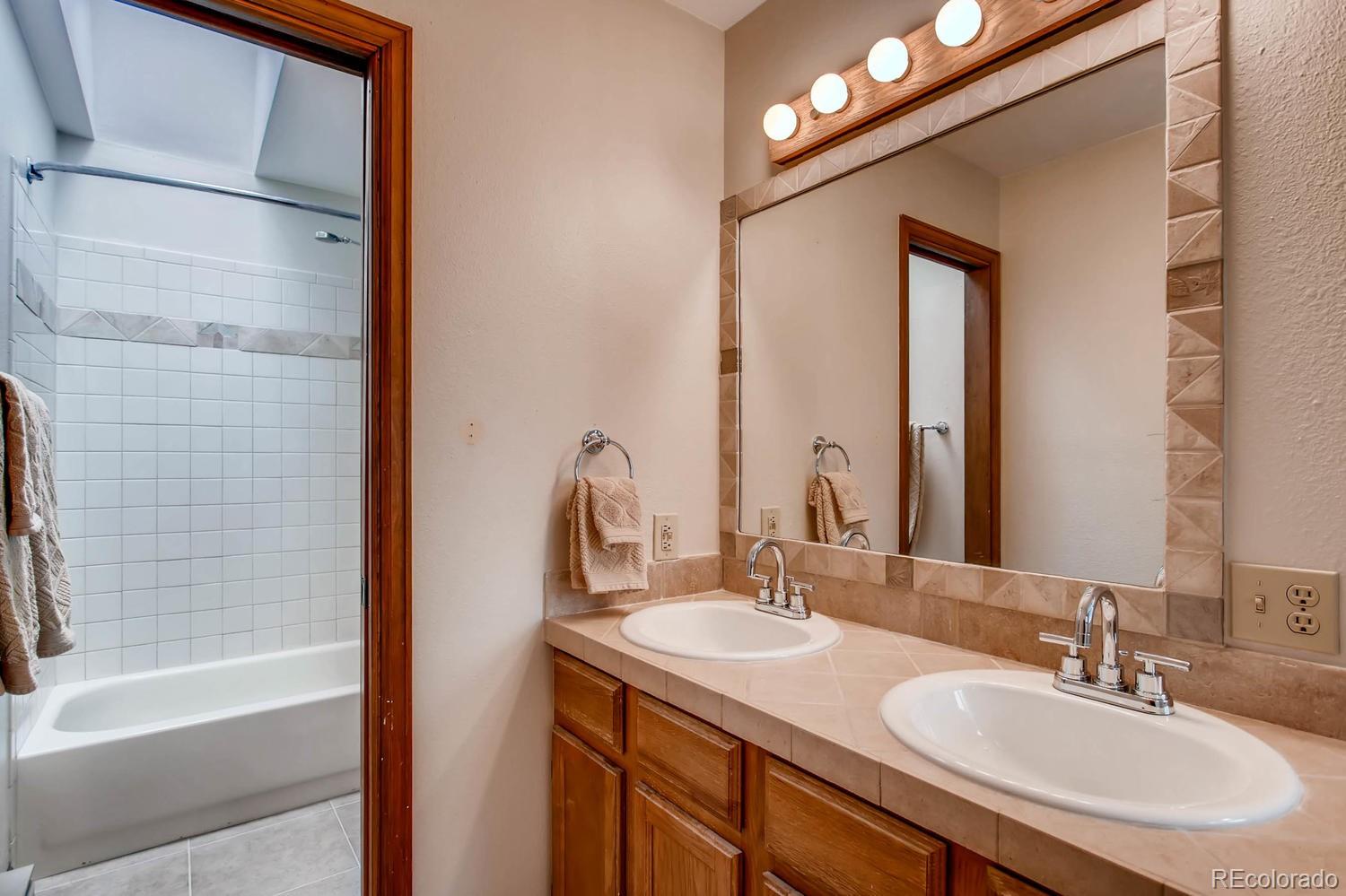 9506 Apache Road Parker, CO 80138 - Photo 12 of 31 Gallery Image 12