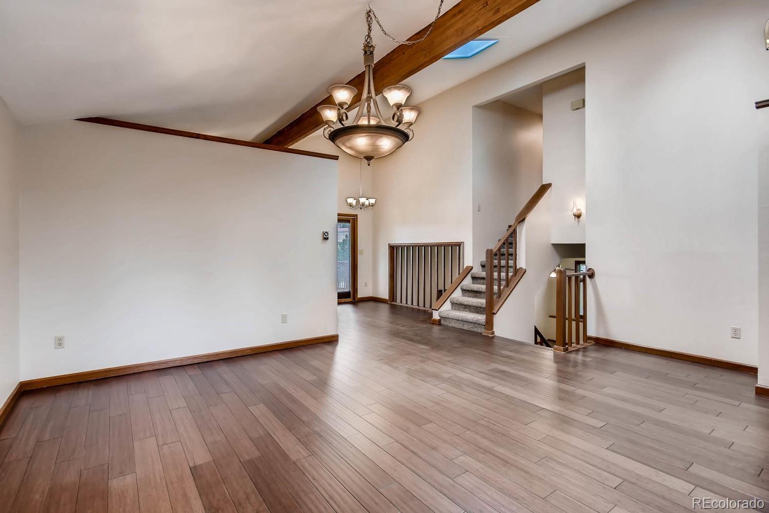 9506 Apache Road Parker, CO 80138 - Photo 5 of 31 Gallery Image 5