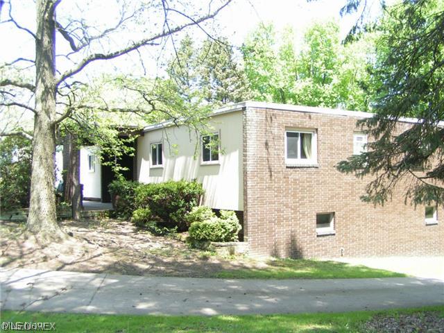 4645 Manchester Road New Franklin, OH 44319 - Photo 2 of 22 Gallery Image 2