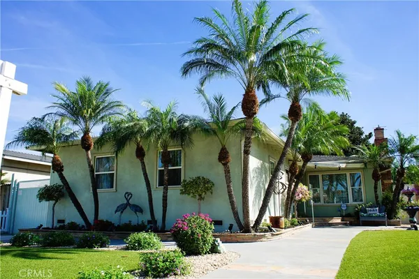 $1,280,000 | 2019 Valencia Street North, Santa Ana, CA 92706