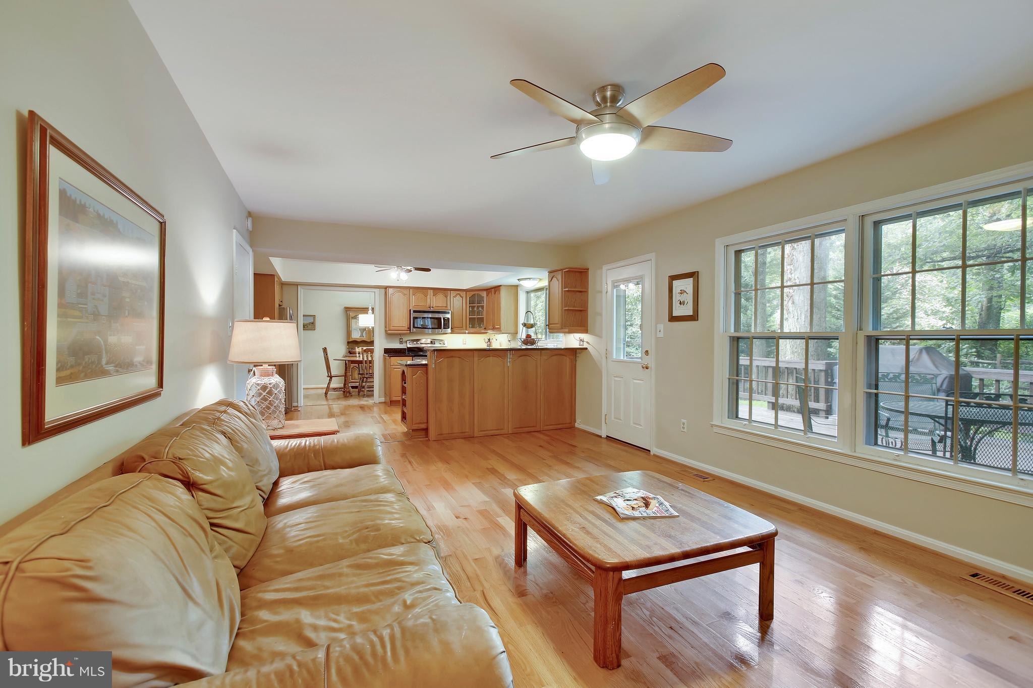 12350 Lima Lane Reston, VA 20191 - Photo 12 of 29 Family Room