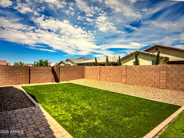 $2,400 | 20432 East Domingo Road, Queen Creek, AZ 85142