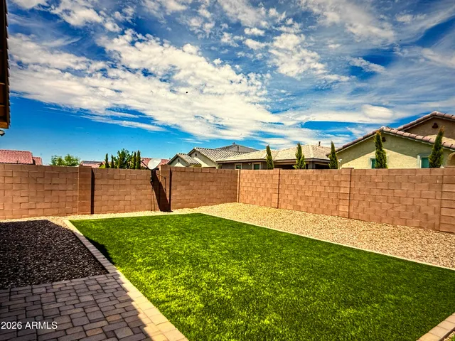 $2,400 | 20432 East Domingo Road, Queen Creek, AZ 85142