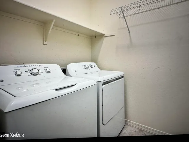 $2,400 | 20432 East Domingo Road, Queen Creek, AZ 85142