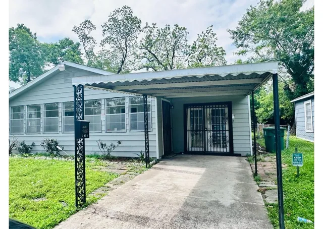 $1,900 | 4914 Kelso Street, Houston, TX 77021