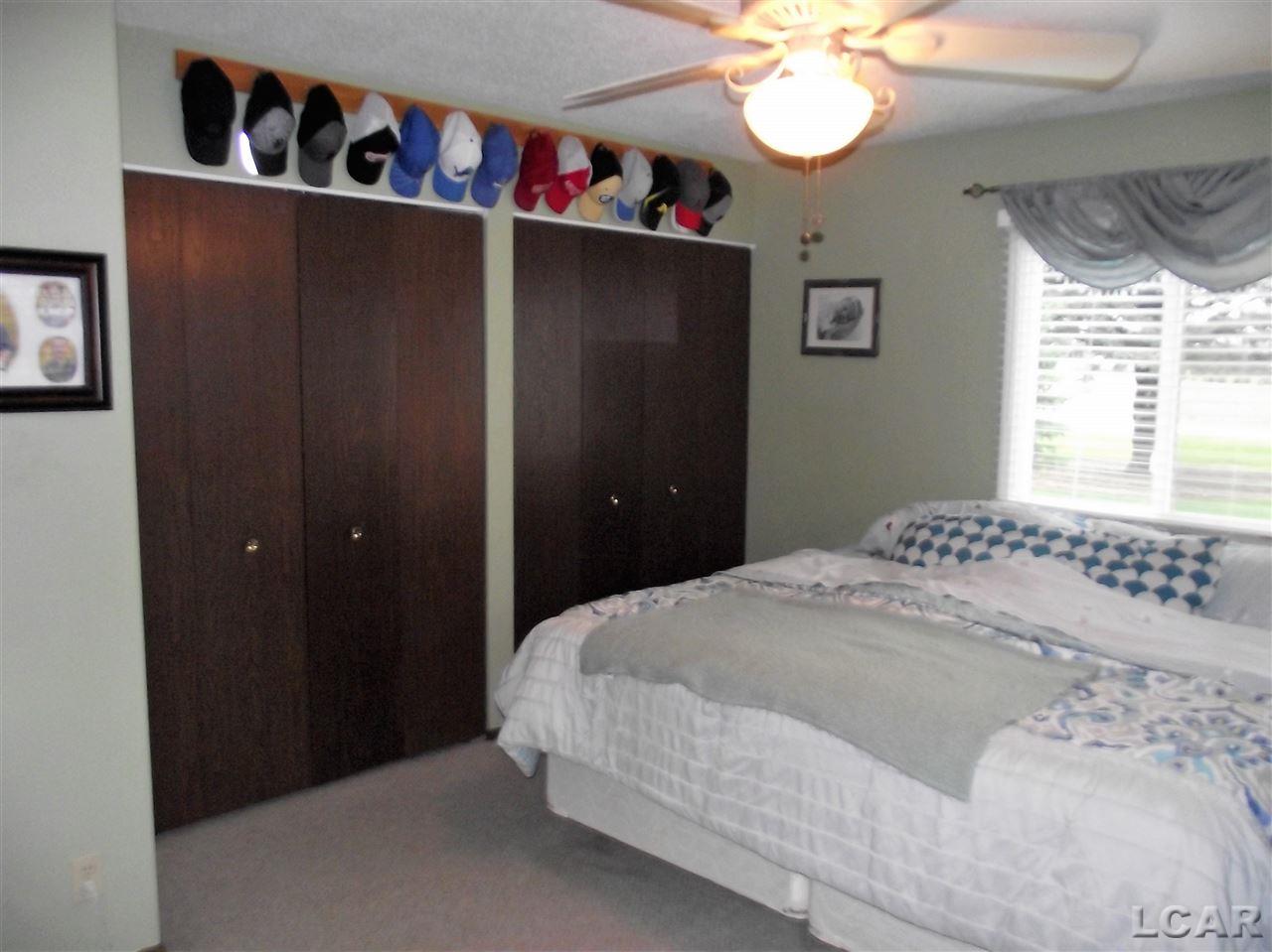 2267 Gady Road Adrian, MI 49221 - Photo 9 of 22 31316157-8.JPG