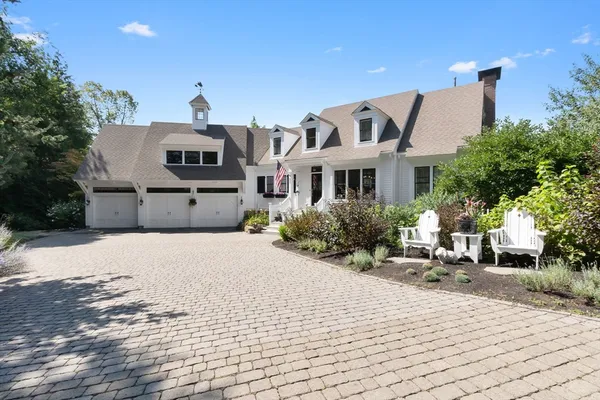 $2,395,000 | 237 Storey Avenue, Newburyport, MA 01950